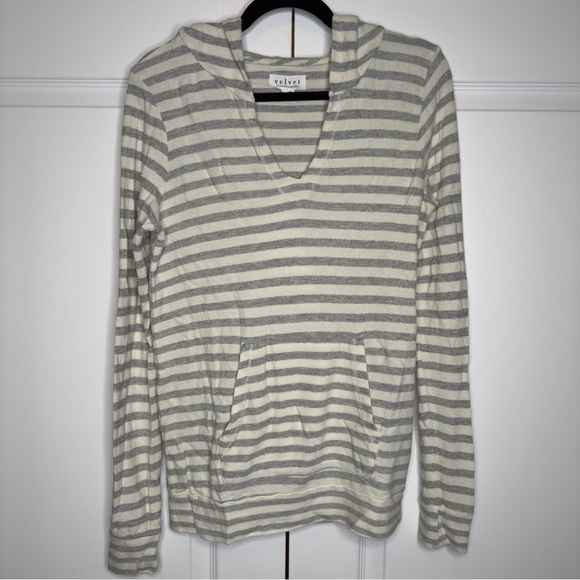 Velvet by Graham & Spencer Striped Lightweight Hooded Top Size Small - Picture 1 of 8